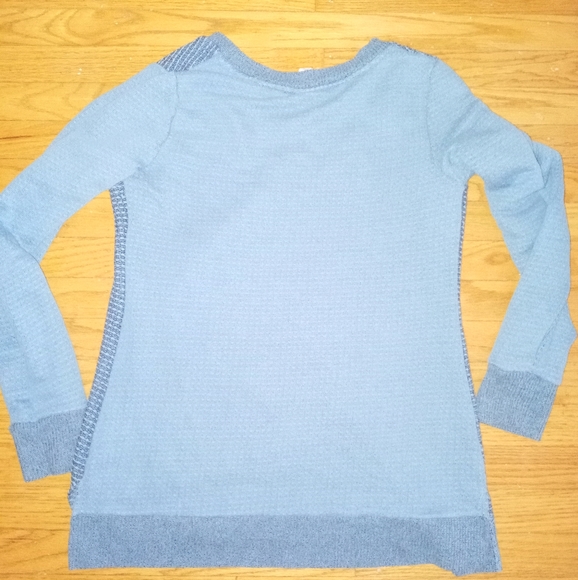 Liz Lange Maternity sweater size Medium - Picture 3 of 4